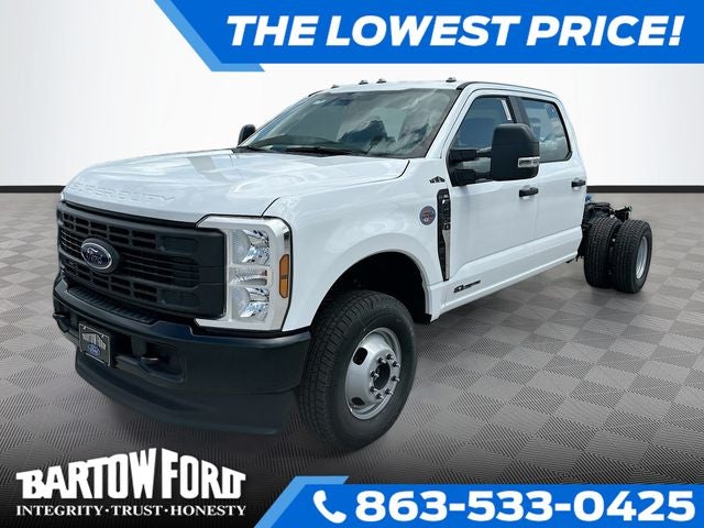 2026 Ford F-350SD XL DRW in Oxford White — front three-quarter view