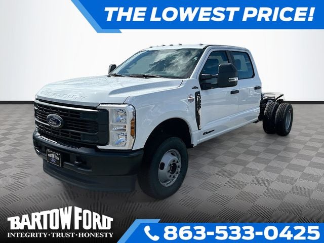 2026 Ford F-350SD XL KNOLLWOOD BEDROCK 8G in Oxford White — front three-quarter view