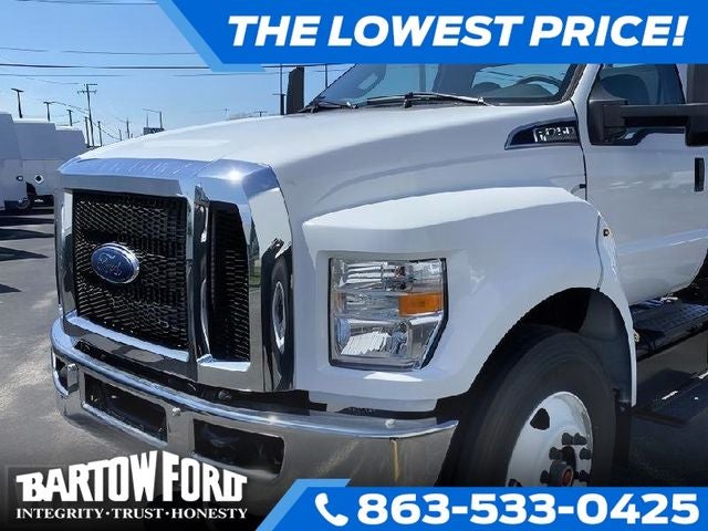 2025 Ford F-750SD
