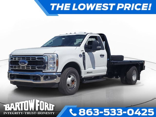 2025 Ford F-350SD XL DRW in Oxford White — front three-quarter view