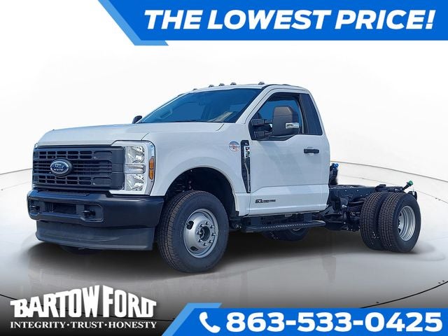 2026 Ford F-350SD XL DRW in Oxford White — front three-quarter view