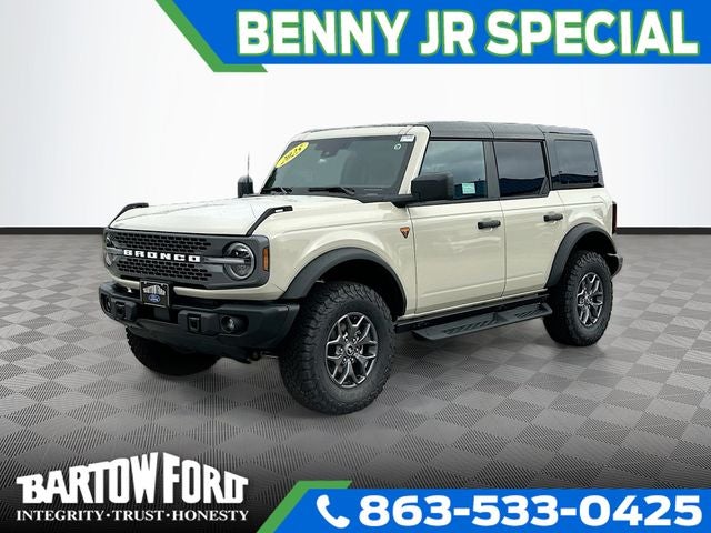 2025 Ford Bronco Badlands in Desert Sand — front three-quarter view